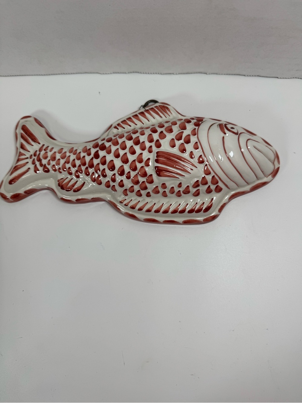Hand-Painted Ceramic Fish Wall Decor in Red and White